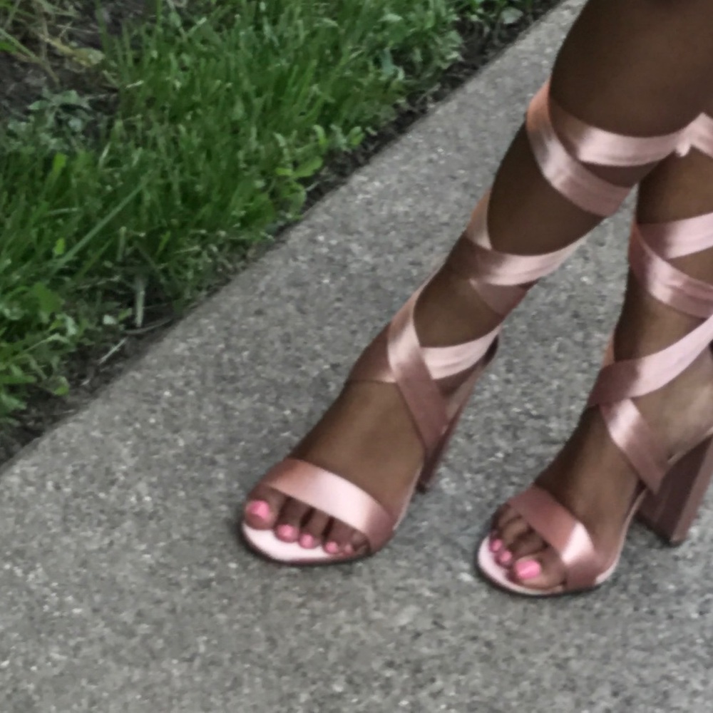 Shoes - Picture 5 of 5
